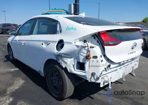 2019 Hyundai Ioniq Hybrid Blue from USA, damaged, VIN KMHC65LC2KU175615